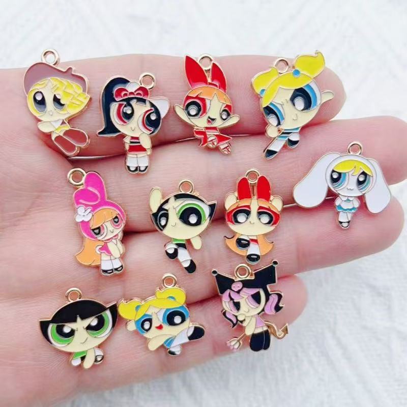 Party Games Spy - จี้รูปการ์ตูนสาวน้อยเคลือบน้ำมัน 10 ชิ้น ทำจากโลหะผสม สำหรับทำเครื่องประดับ DIY