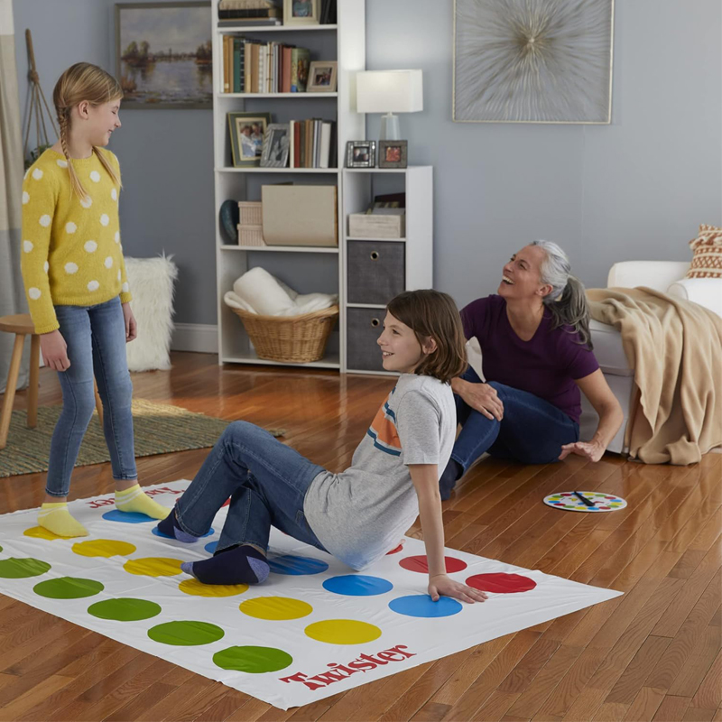 เกมกระดาน Hasbro Classic Twist - Party Games Indoor For 6 12 Year Olds บทวิจารณ์และราคา